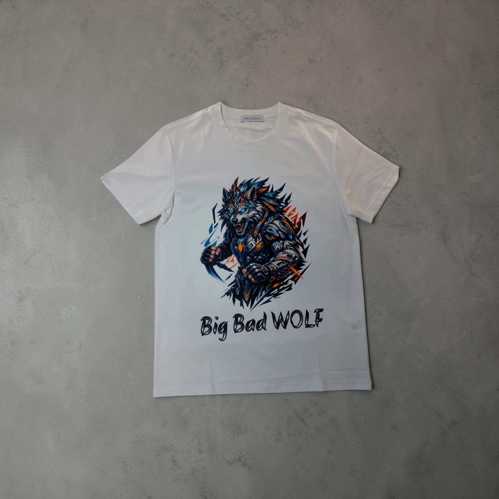 DEPÜ // BIG BAD WOLF TEE customer fit 2