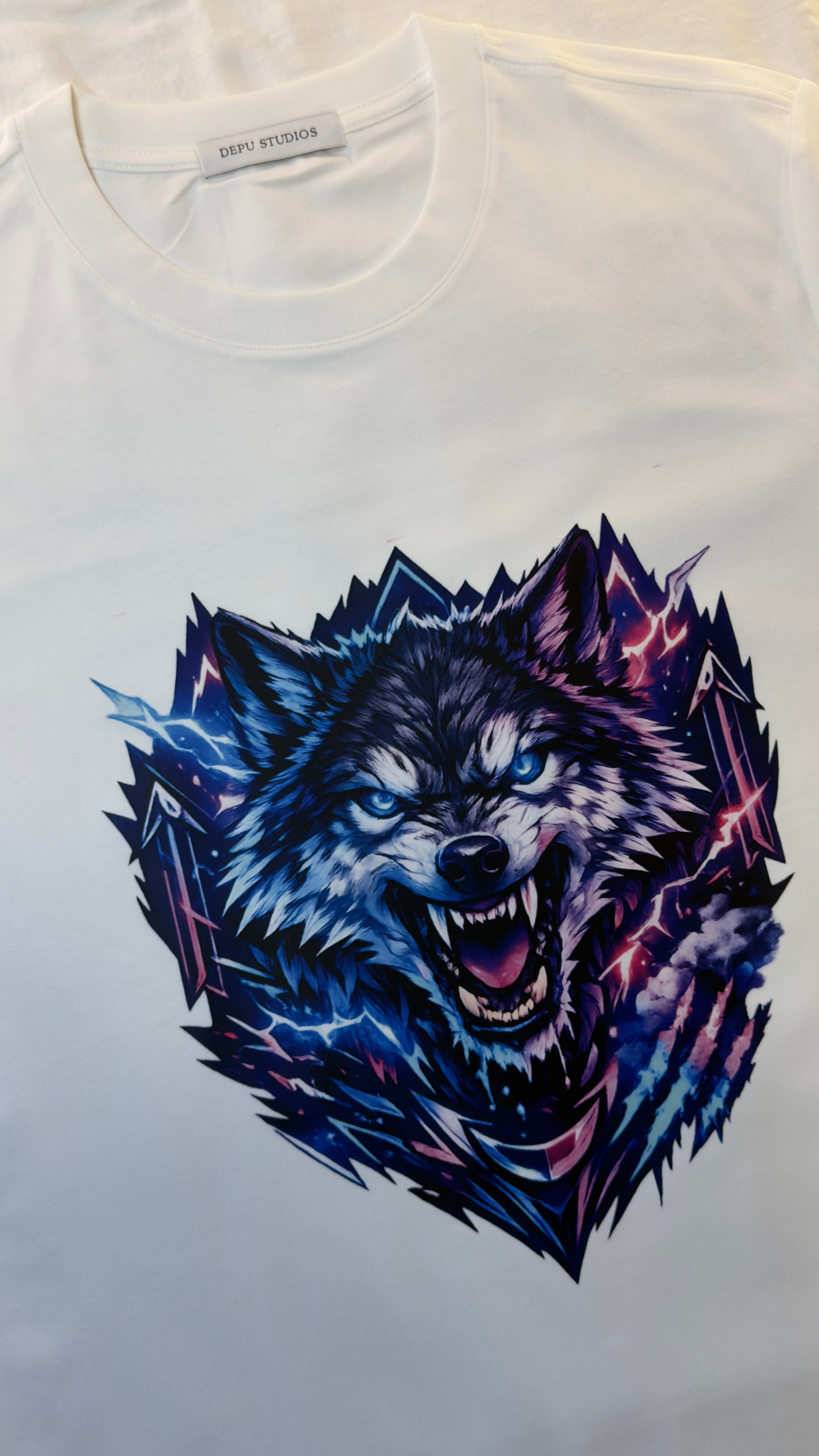 DEPÜ // WOLF SIGIL TEE - Image 1